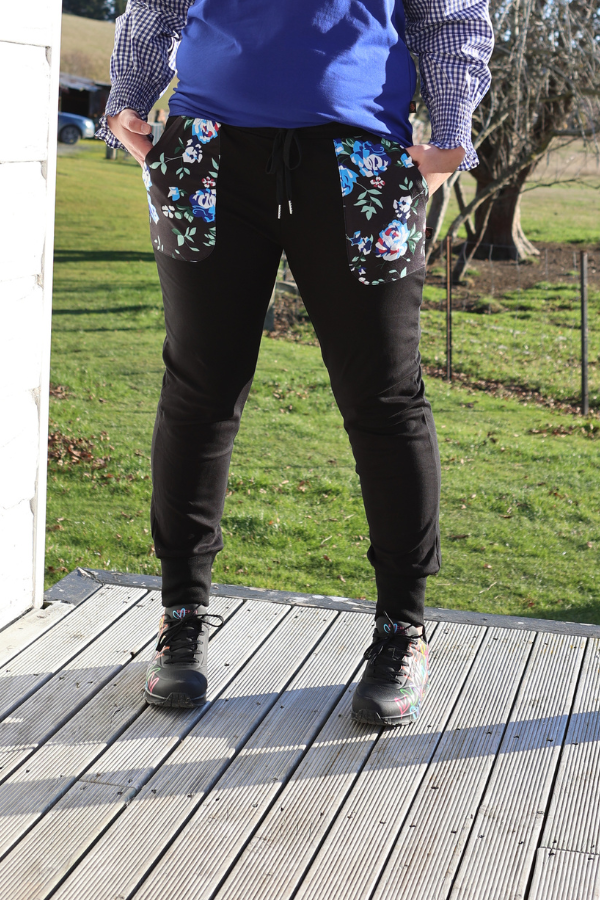 Paige Pants- Blue Floral Pockets