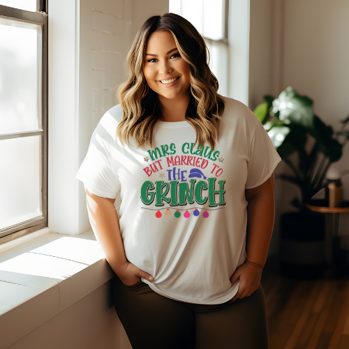 Mrs Claus But Married To The Grinch -Graphic Tee